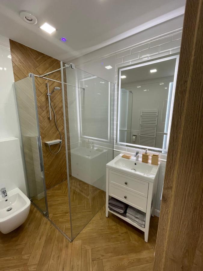 Route 7 Rooms Myslenice Ngoại thất bức ảnh