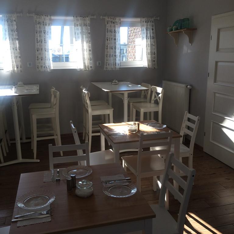 Route 7 Rooms Myslenice Ngoại thất bức ảnh