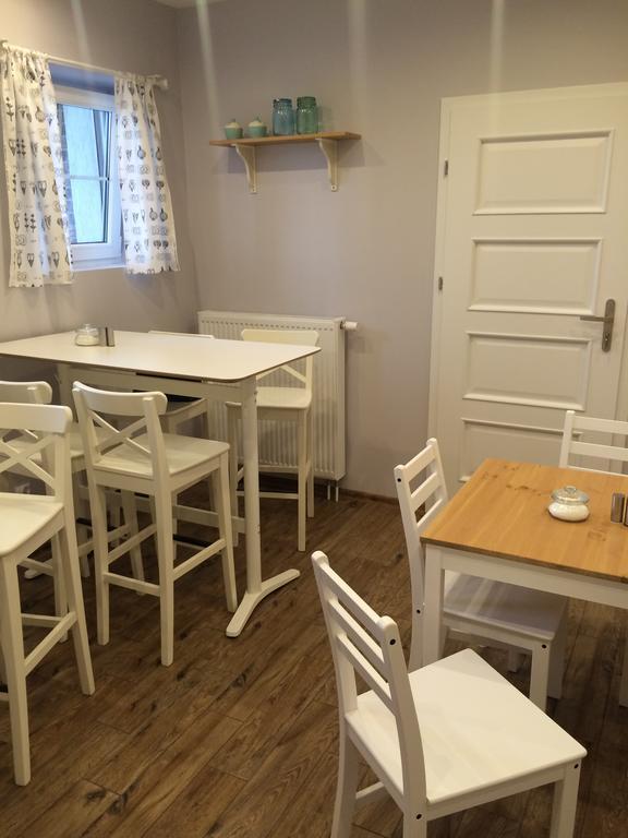 Route 7 Rooms Myslenice Ngoại thất bức ảnh